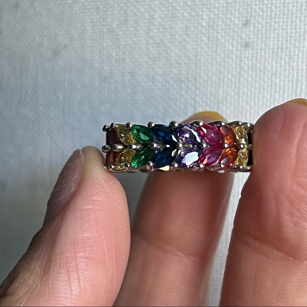 Rainbow ring - Picture 3 of 3